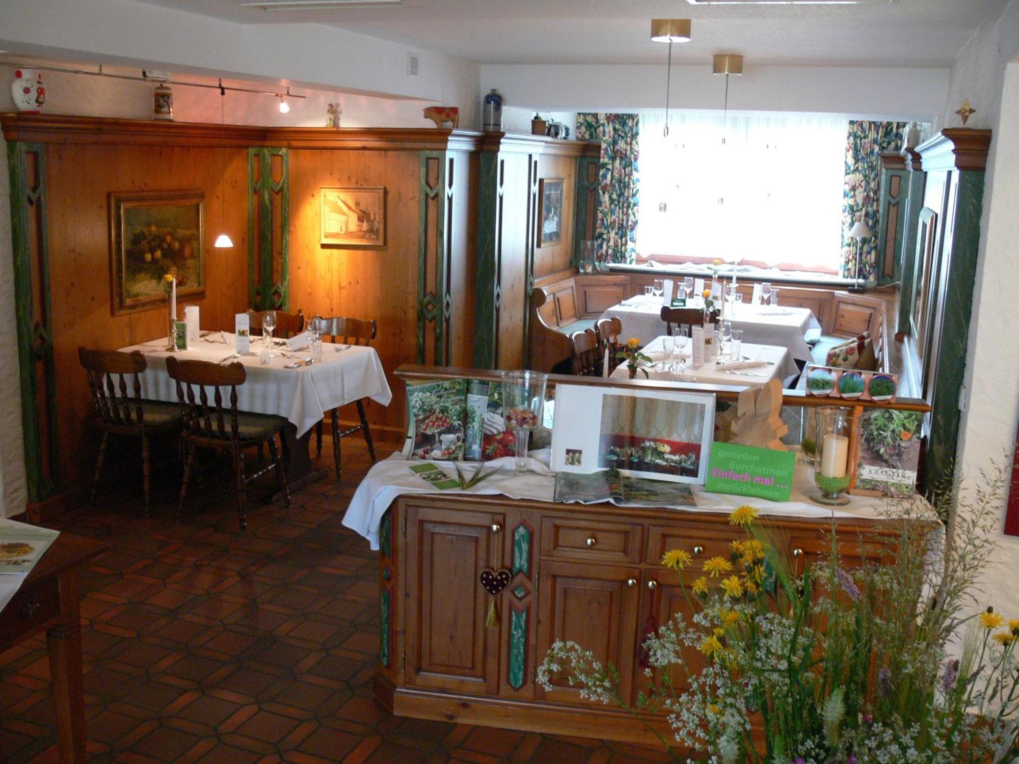 Hotel-Restaurant Roter Ochsen Lauchheim Dış mekan fotoğraf