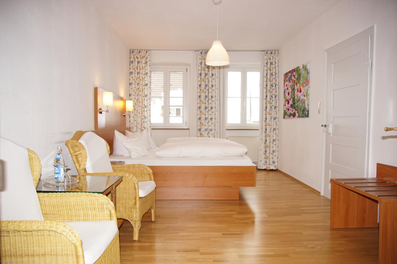 Hotel-Restaurant Roter Ochsen Lauchheim Dış mekan fotoğraf